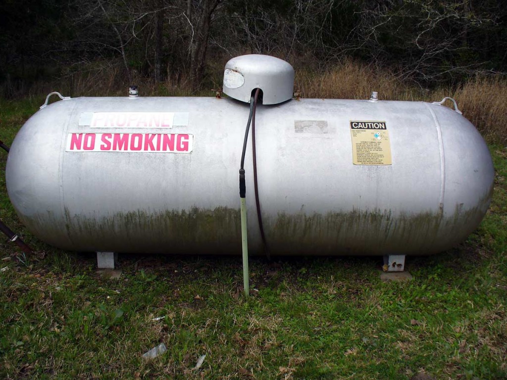 2015-napinterrupted-propane-tank-photo